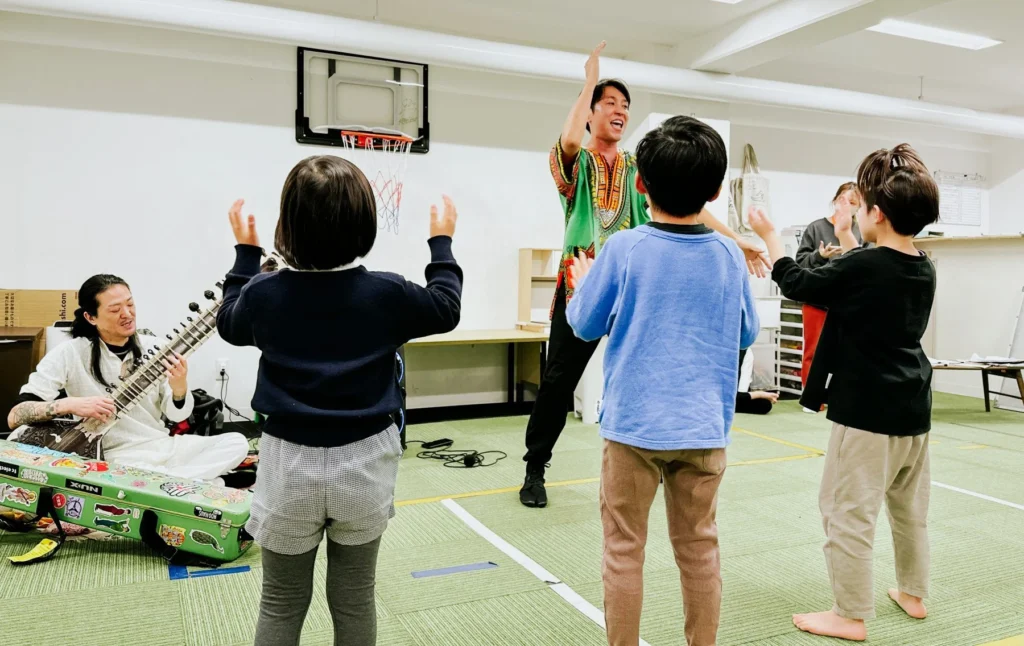 音楽療育プログラム「リトミック」の様子